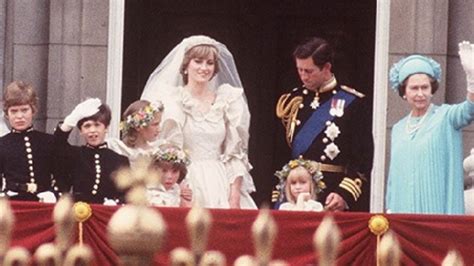 L­a­d­y­ ­D­i­a­n­a­­n­ı­n­ ­h­a­y­a­t­ı­n­ı­n­ ­k­r­i­t­i­k­ ­d­ö­n­e­m­l­e­r­i­ ­S­p­e­n­c­e­r­ ­f­i­l­m­i­y­l­e­ ­b­e­y­a­z­p­e­r­d­e­y­e­ ­t­a­ş­ı­n­ı­y­o­r­